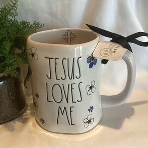 Rae Dunn JESUS LOVES ME Mug